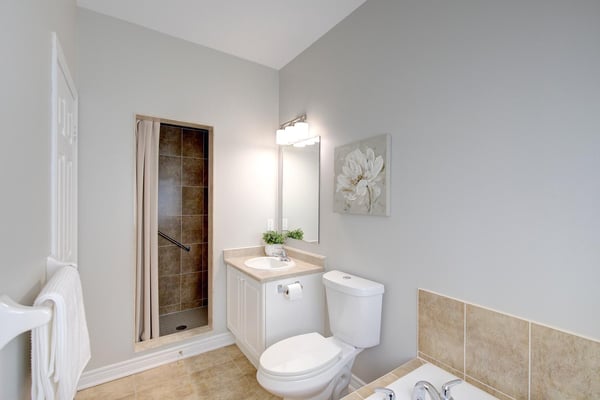 99 Lealinds Rd, Vaughan, ON