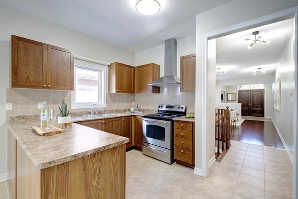 99 Lealinds Rd, Vaughan, ON
