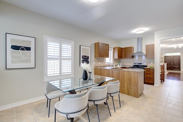 99 Lealinds Rd, Vaughan, ON