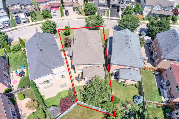 16 Westway Cres, Vaughan, ON
