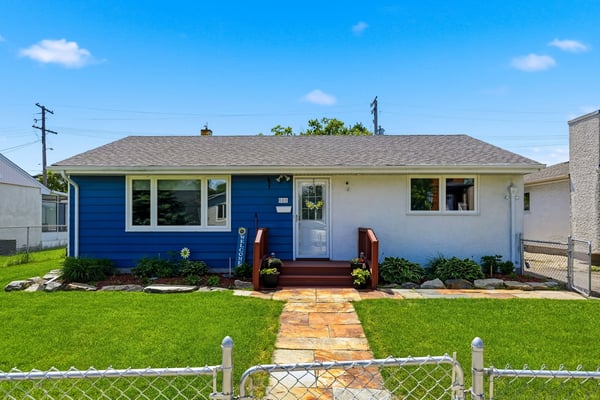666 Nottingham Ave, Winnipeg, MB