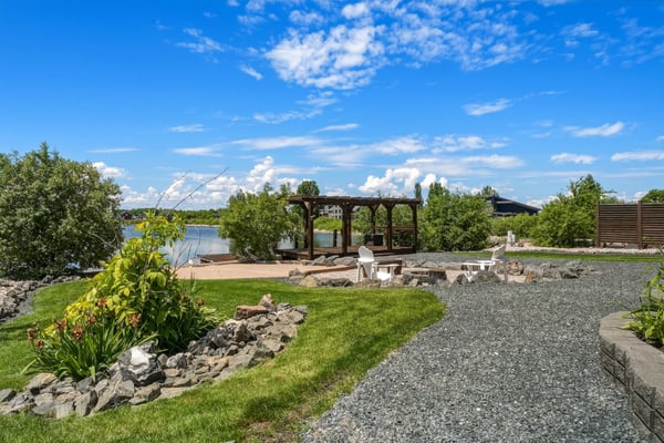 277 Waterfront Dr. E, Gimli, MB