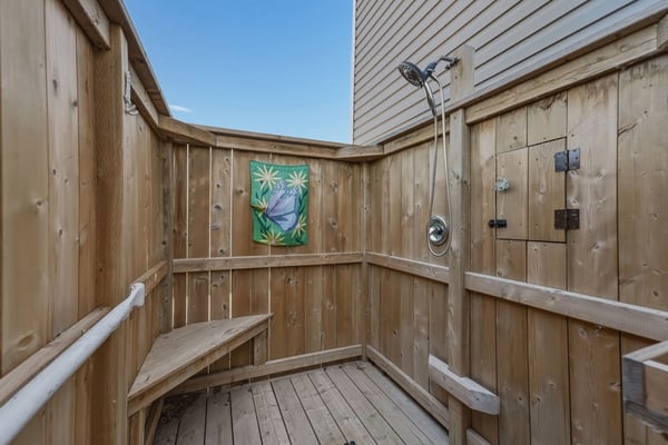 277 Waterfront Dr. E, Gimli, MB