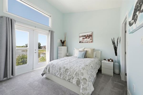 277 Waterfront Dr. E, Gimli, MB