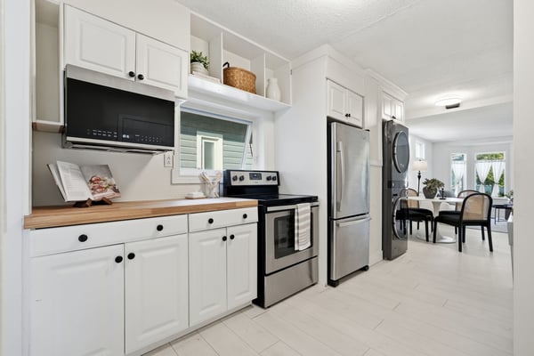 206 Arnold Ave WPG MB R3L 0W5, Winnipeg, MB
