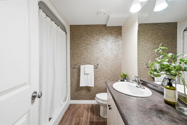 171 Portland Ave, Winnipeg, MB