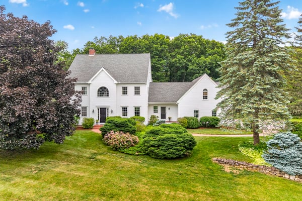 4 Berry Hill Road, Stratham, NH