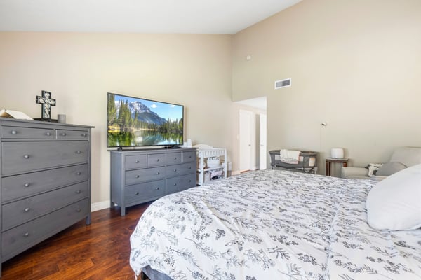 18770 TRIBUNE ST, PORTER RANCH, CA