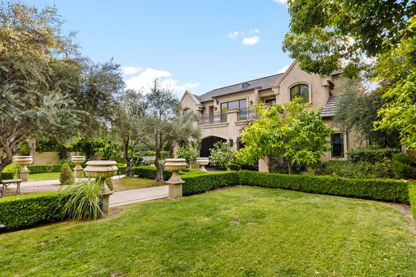 1128 S 6th Ave, Arcadia, CA