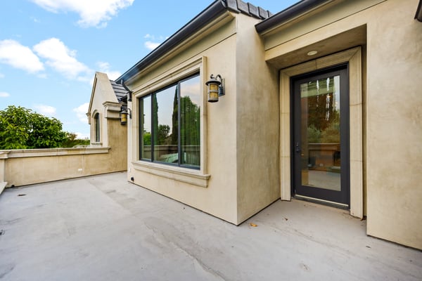 1128 S 6th Ave, Arcadia, CA