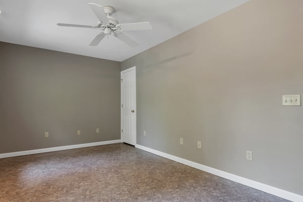 Alt View of bedroom