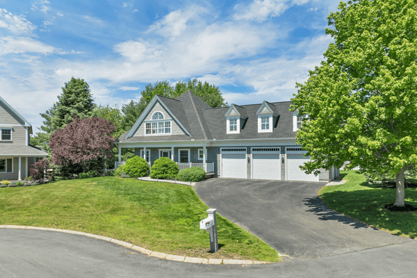 Paved & Wide Driveway