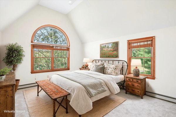 Primary Bedroom w/ walk-in closet and Master Bathroom with soaking tub!
