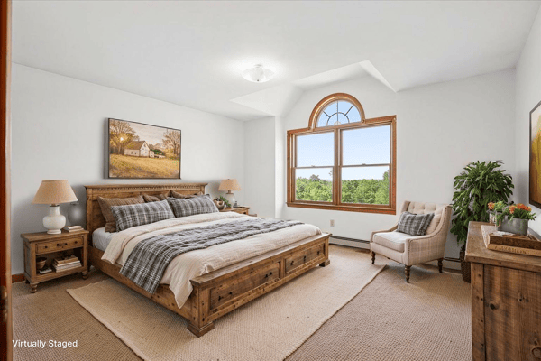 2nd Floor 2nd Bedroom with Mountain Views!