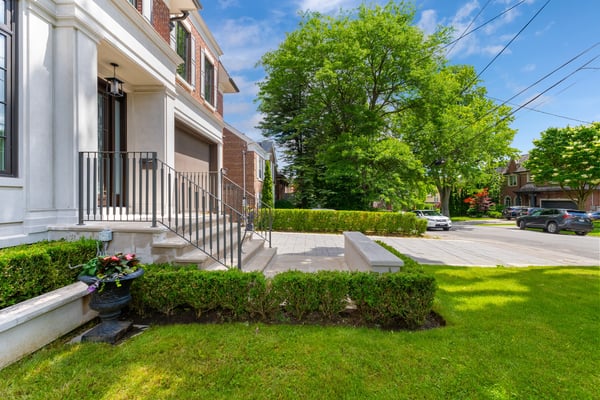 224 St Leonards Ave, Toronto, ON