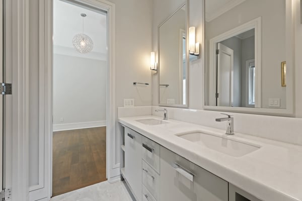 224 St Leonards Ave, Toronto, ON