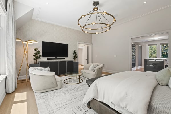 5 Pine Forest Road, North York, ON