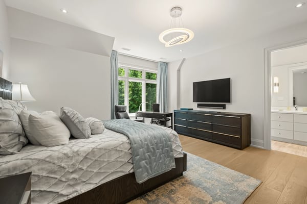 5 Pine Forest Road, North York, ON