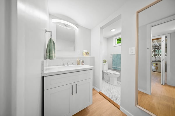 1775 Lusitania St, Honolulu, HI