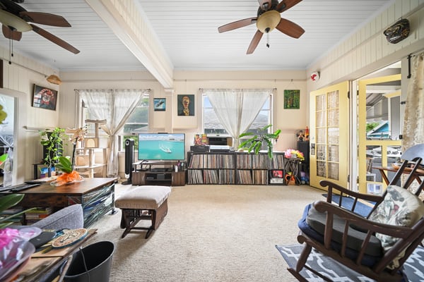 1775 Lusitania St, Honolulu, HI
