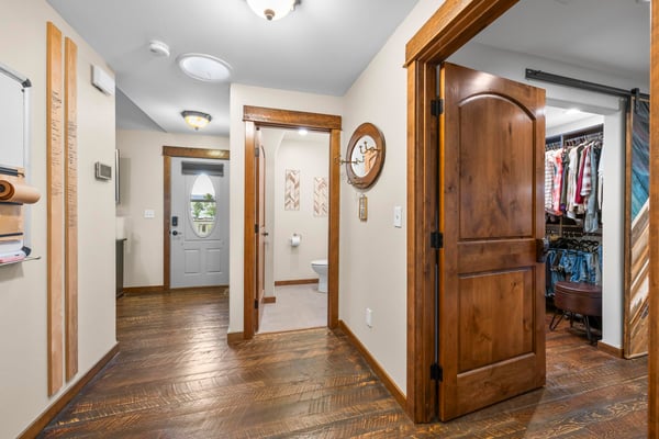 7925 Green Meadow Dr, Helena, MT