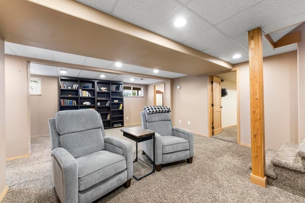 7925 Green Meadow Dr, Helena, MT