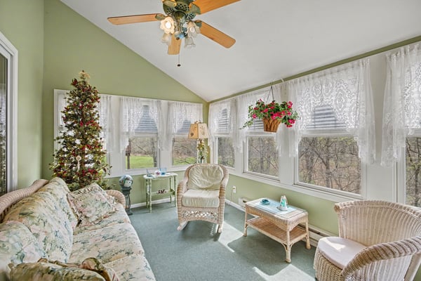 7151 Steeplechase Way, 41, Lansing, MI