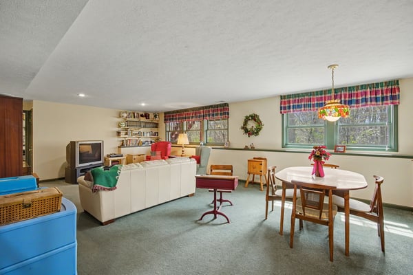7151 Steeplechase Way, 41, Lansing, MI