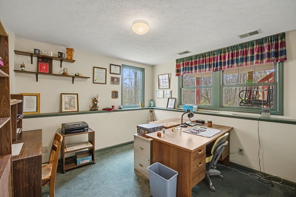 7151 Steeplechase Way, 41, Lansing, MI