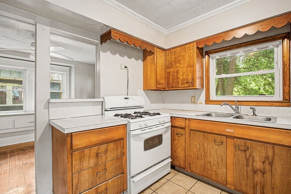 1706 Bradley Avenue, Lansing, MI