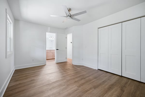 Bright, open space featuring modern design elements and natural light, perfect for customization or relaxation.
