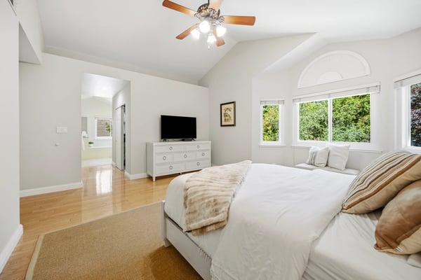 507 Raven Place, Clayton, CA