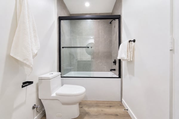 11614 Colfax Meadow Ln, Studio City, CA