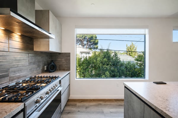 11614 Colfax Meadow Ln, Studio City, CA