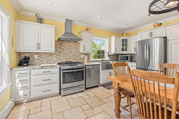 25 Stewarttown Road, Hanton Hills, ON