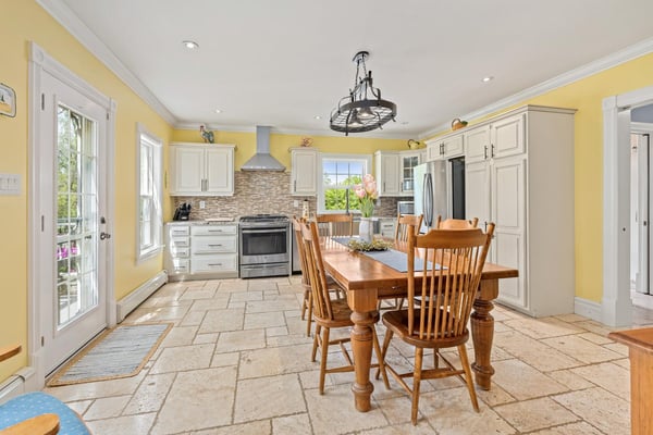 25 Stewarttown Road, Hanton Hills, ON