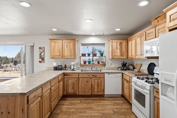 32501 SE Cascade Way, Prineville, OR