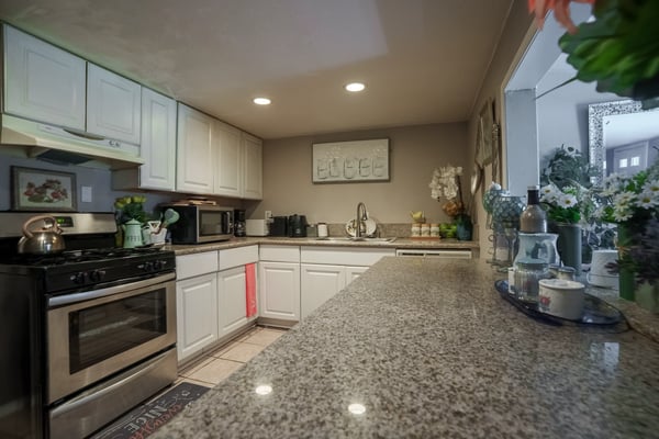 45426 Genoa Avenue, Lancaster, CA