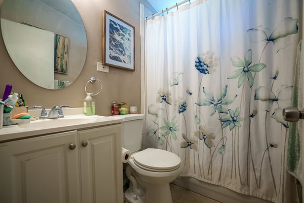 45426 Genoa Avenue, Lancaster, CA