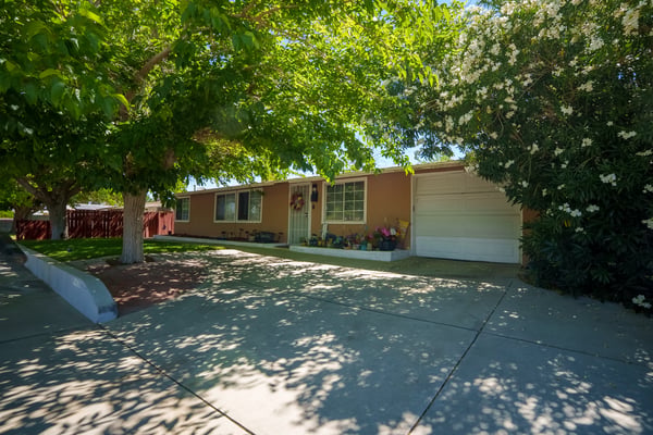 45426 Genoa Avenue, Lancaster, CA