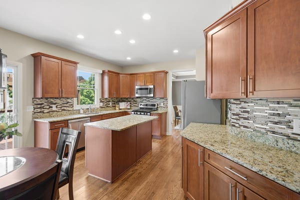 1900 Oakhurst Dr, Allison Park, PA