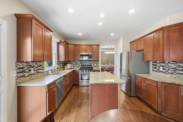 1900 Oakhurst Dr, Allison Park, PA