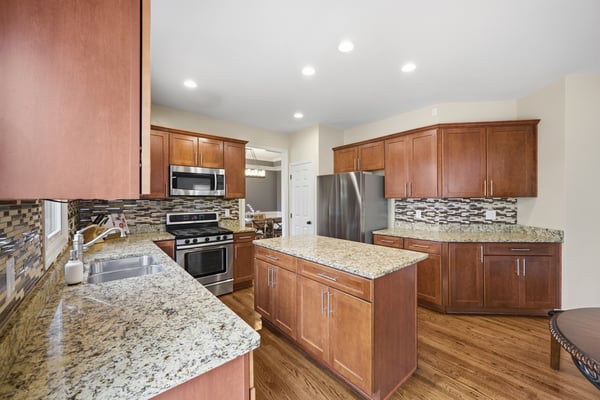 1900 Oakhurst Dr, Allison Park, PA