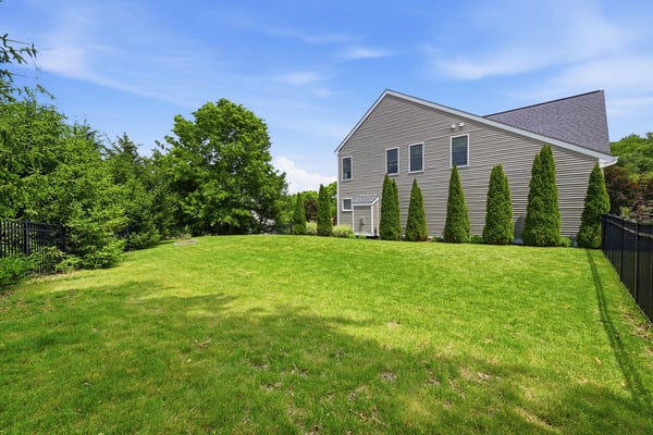 1900 Oakhurst Dr, Allison Park, PA