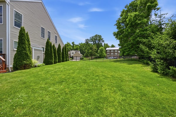 1900 Oakhurst Dr, Allison Park, PA