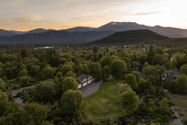 1395 Northridge Drive, Mount Shasta, CA