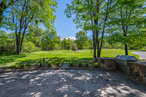 1395 Northridge Drive, Mount Shasta, CA