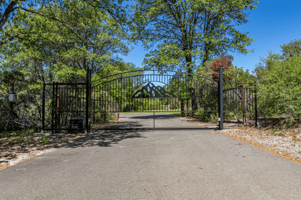 1395 Northridge Drive, Mount Shasta, CA