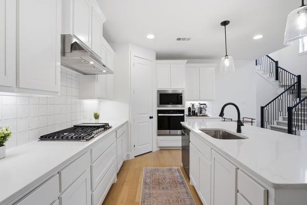 6036 Silverstein St, Fort Worth, TX