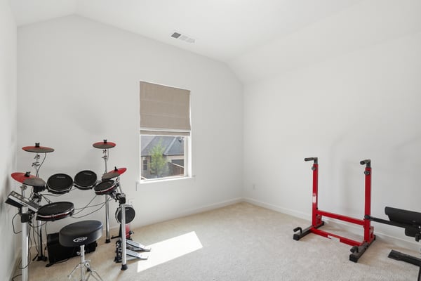 6036 Silverstein St, Fort Worth, TX